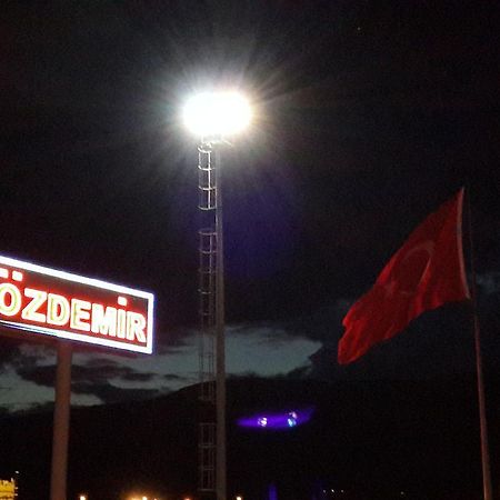 Ozdemir Hotel Pamukova Eksteriør billede